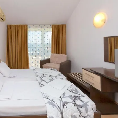 Stayinn Rainbow Houses Studio Bed and Breakfast *